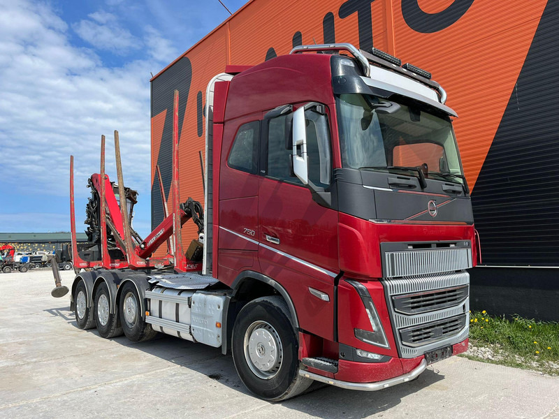 Volvo FH 16 750 8x4/4 DAMAGED ! - شاحنة قطع الأشجار, شاحنة كرين: صورة 4 Volvo FH 16 750 8x4/4 DAMAGED ! - شاحنة قطع الأشجار, شاحنة كرين: صورة 4