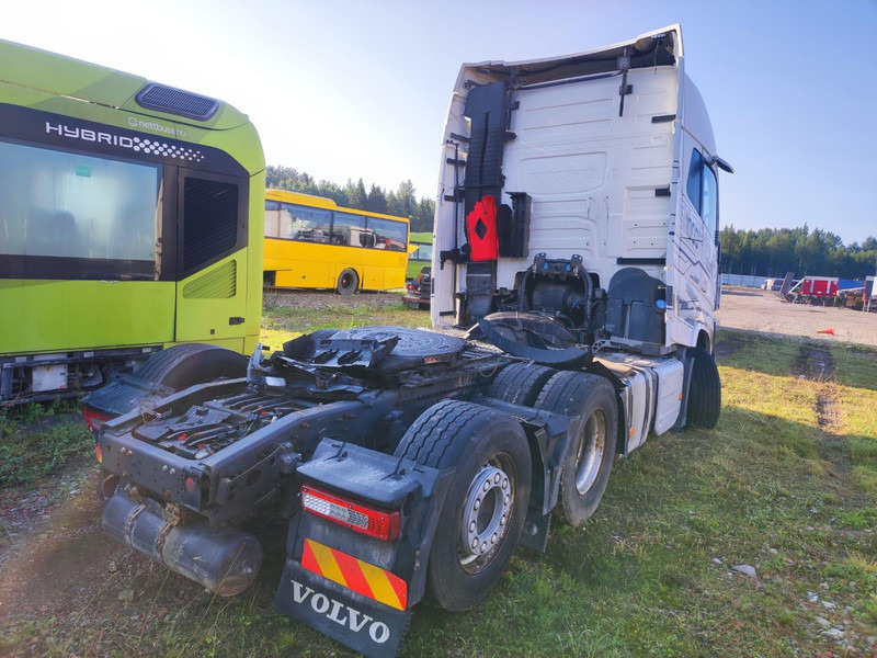 Volvo FH 500 HP 6x2 tractor D13K500 / AT2612E - إطار هيكلي/ إطار معدني - شاحنة: صورة 3 Volvo FH 500 HP 6x2 tractor D13K500 / AT2612E - إطار هيكلي/ إطار معدني - شاحنة: صورة 3