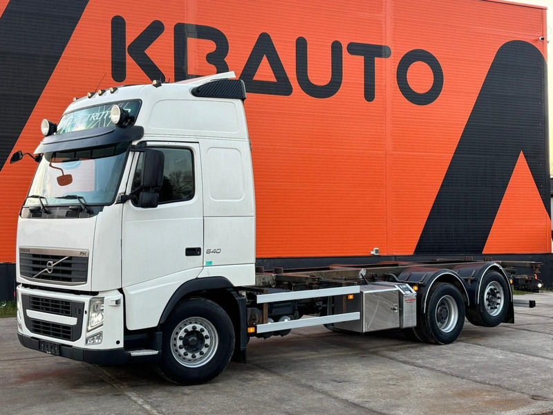 Volvo FH 540 6x2 LOW CHECKED MILEAGE ! / RETARDER / CHASSIS L=6975 mm - شاحنة بهيكل معدني للمقصورة: صورة 1 Volvo FH 540 6x2 LOW CHECKED MILEAGE ! / RETARDER / CHASSIS L=6975 mm - شاحنة بهيكل معدني للمقصورة: صورة 1