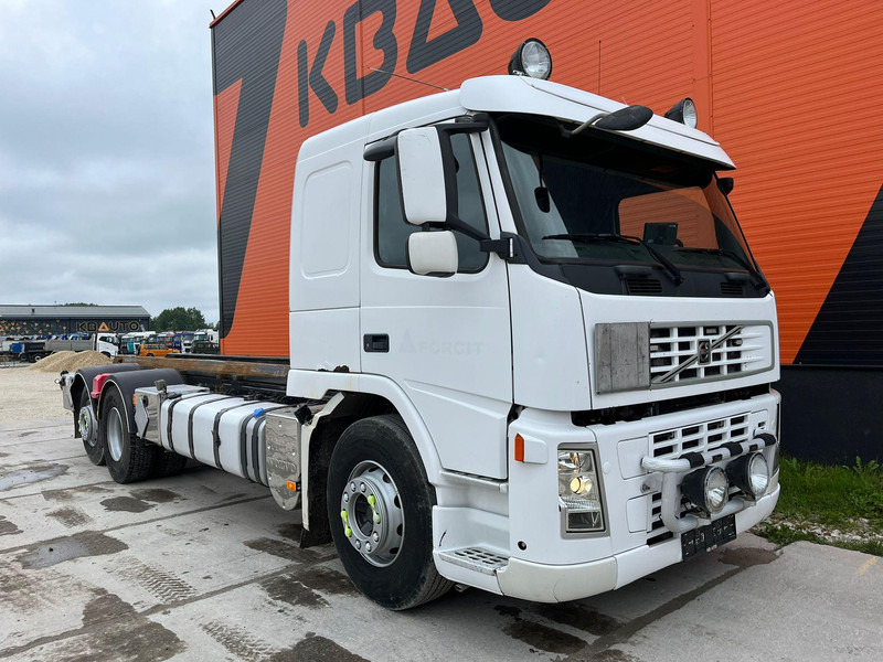 Volvo FM 410 6x2*4 HYDRAULICS / CHASSIS L=6875 mm - شاحنة بهيكل معدني للمقصورة: صورة 4 Volvo FM 410 6x2*4 HYDRAULICS / CHASSIS L=6875 mm - شاحنة بهيكل معدني للمقصورة: صورة 4