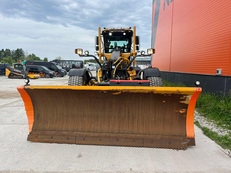 Volvo G946 LEICA 3D / AC / CENTRAL LUBRICATION / FULL REBUILD GEARBOX WITH WARRANTY / NEW CLUTCH - ماكينة تسوية: صورة 2 Volvo G946 LEICA 3D / AC / CENTRAL LUBRICATION / FULL REBUILD GEARBOX WITH WARRANTY / NEW CLUTCH - ماكينة تسوية: صورة 2