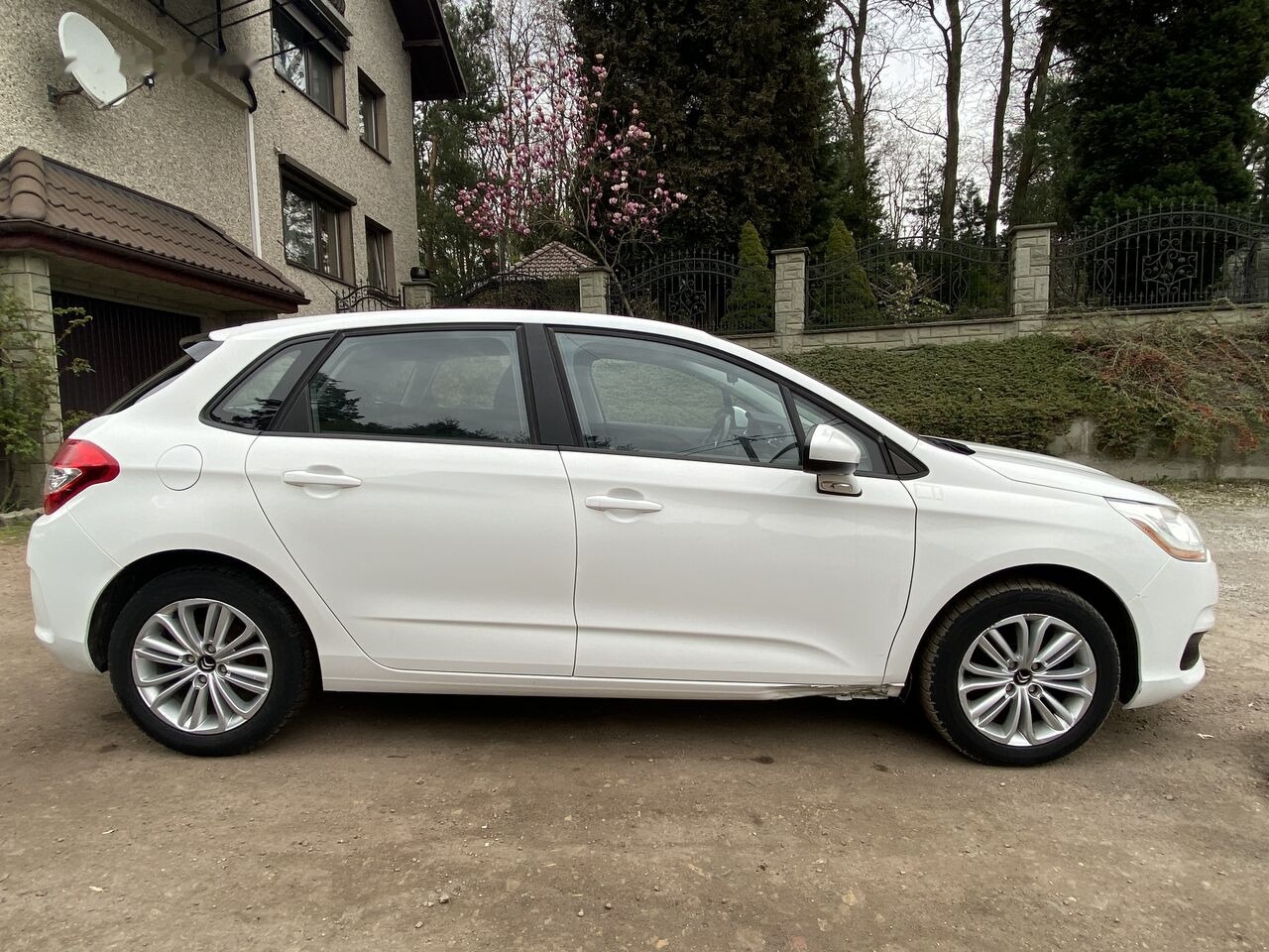 هاتشباك Citroen C4: صورة 6