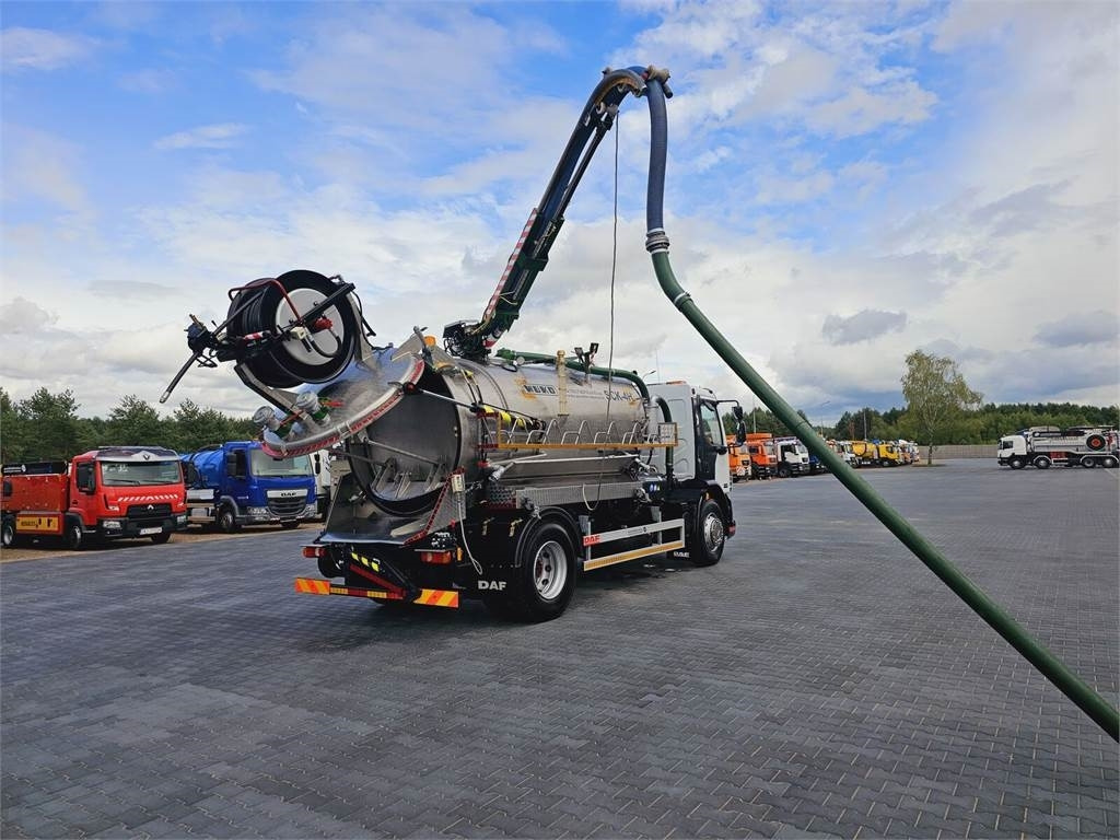 DAF WUKO SCK-4HW for collecting waste liquid separator  - فراغ شاحنة: صورة 1 DAF WUKO SCK-4HW for collecting waste liquid separator  - فراغ شاحنة: صورة 1