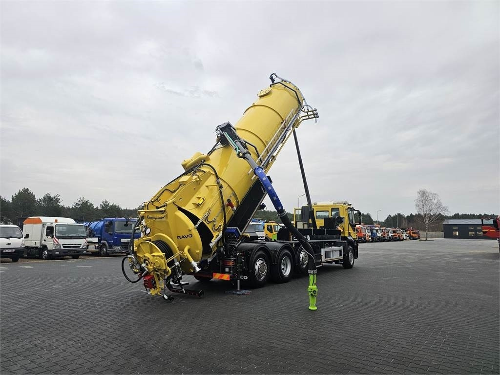 Iveco RAVO WUKO FOR CHANNEL CLEANING druck saug kanal - فراغ شاحنة: صورة 1 Iveco RAVO WUKO FOR CHANNEL CLEANING druck saug kanal - فراغ شاحنة: صورة 1