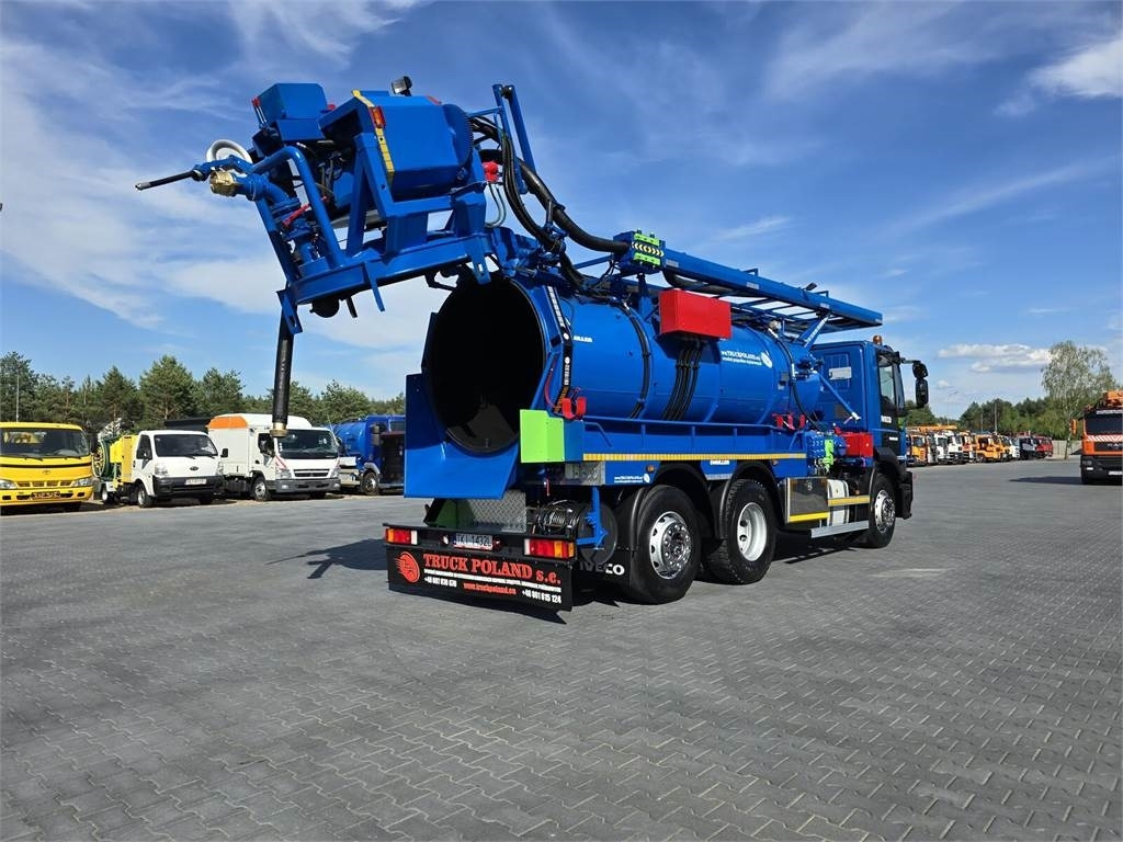 Iveco WUKO MULLER KOMBI FOR CHANNEL CLEANING - فراغ شاحنة: صورة 1 Iveco WUKO MULLER KOMBI FOR CHANNEL CLEANING - فراغ شاحنة: صورة 1