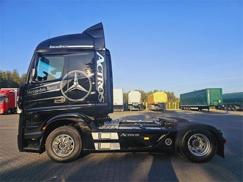 Mercedes-Benz ACTROS 1843  - رأس تريلا: صورة 2 Mercedes-Benz ACTROS 1843  - رأس تريلا: صورة 2