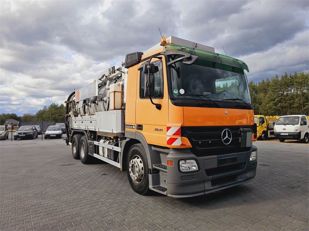 Mercedes-Benz WUKO KROLL COMBI FOR SEWER CLEANING - فراغ شاحنة: صورة 2 Mercedes-Benz WUKO KROLL COMBI FOR SEWER CLEANING - فراغ شاحنة: صورة 2