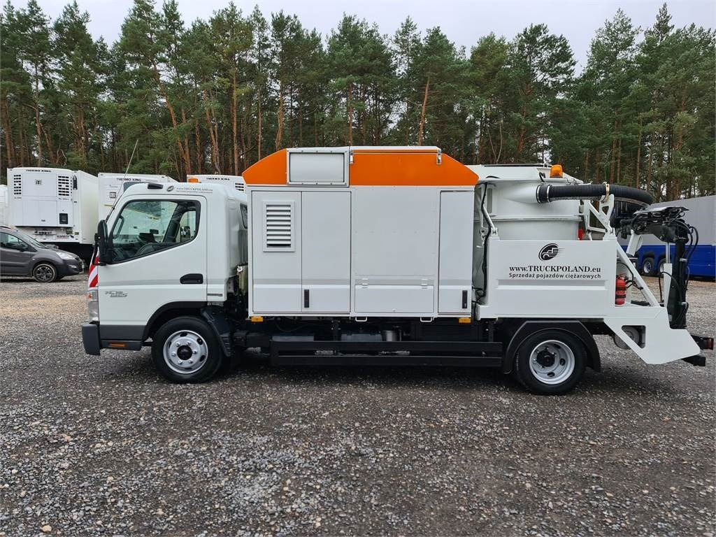 Mitsubishi CANTER odkurzacz koparka ssąca Saugbagger CITY SAU - فراغ شاحنة: صورة 4 Mitsubishi CANTER odkurzacz koparka ssąca Saugbagger CITY SAU - فراغ شاحنة: صورة 4