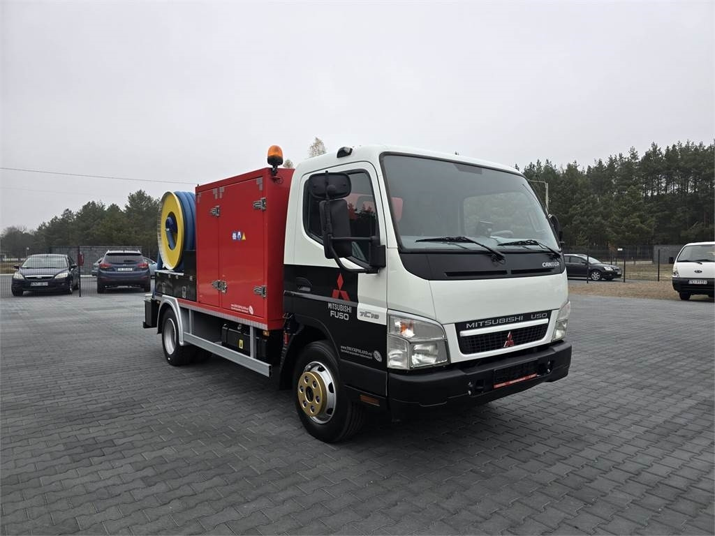 Mitsubishi RIONED COMBI WUKO FOR CLEANING SEWAGE - فراغ شاحنة: صورة 2 Mitsubishi RIONED COMBI WUKO FOR CLEANING SEWAGE - فراغ شاحنة: صورة 2