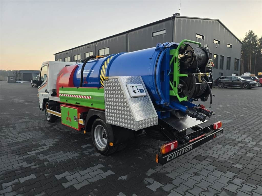 Mitsubishi ROM SMART COMBI WUKO HOT WATER FOR CLEANING SEWAGE - سيارة خدمات/ سيارة خاصة: صورة 5 Mitsubishi ROM SMART COMBI WUKO HOT WATER FOR CLEANING SEWAGE - سيارة خدمات/ سيارة خاصة: صورة 5