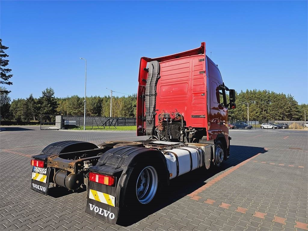 Volvo FH13 XXL MANUAL 420 EURO 5 2011 r MEGA LOW DECK - رأس تريلا: صورة 5 Volvo FH13 XXL MANUAL 420 EURO 5 2011 r MEGA LOW DECK - رأس تريلا: صورة 5