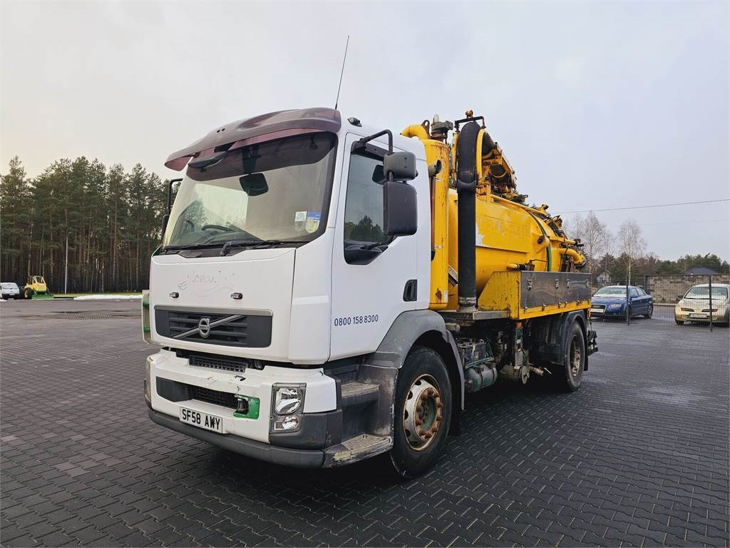 Volvo FULLER TANKERS 2008 WUKO for collecting liquid was - فراغ شاحنة: صورة 3 Volvo FULLER TANKERS 2008 WUKO for collecting liquid was - فراغ شاحنة: صورة 3