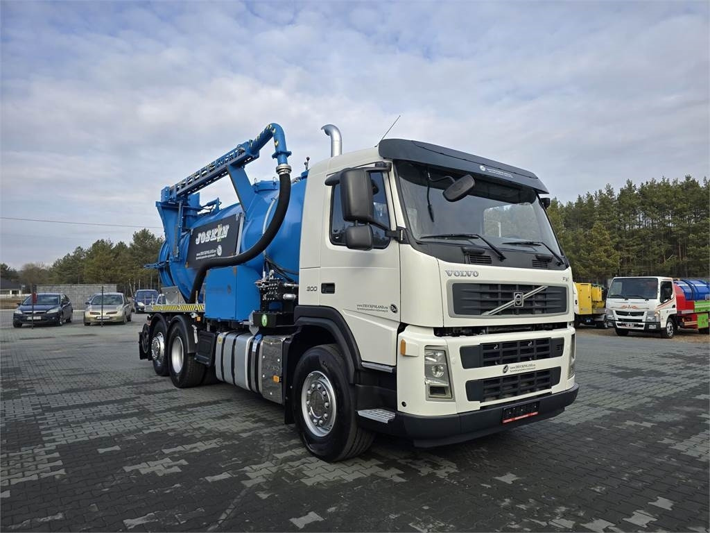 Volvo JOSKIN WUKO FOR CLEANING CHANNELS COMBI - سيارة خدمات/ سيارة خاصة: صورة 2 Volvo JOSKIN WUKO FOR CLEANING CHANNELS COMBI - سيارة خدمات/ سيارة خاصة: صورة 2