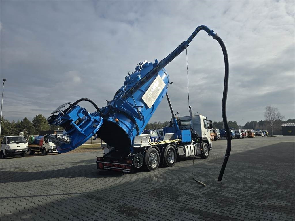 Volvo JOSKIN WUKO FOR CLEANING COMBI - فراغ شاحنة: صورة 1 Volvo JOSKIN WUKO FOR CLEANING COMBI - فراغ شاحنة: صورة 1