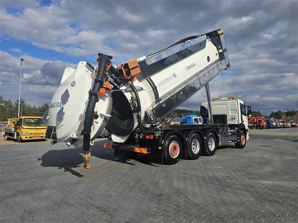 Volvo WUKO ADR ROLBA FOR CLEANING CHANNELS COMBI - سيارة خدمات/ سيارة خاصة: صورة 2 Volvo WUKO ADR ROLBA FOR CLEANING CHANNELS COMBI - سيارة خدمات/ سيارة خاصة: صورة 2