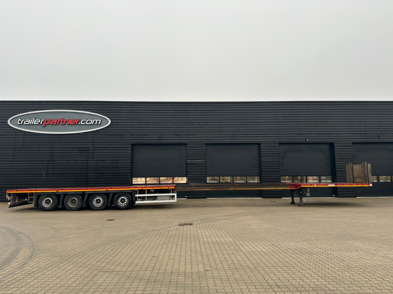 Faymonville MAX 200 Teleauflieger - نصف مقطورة مسطحة: صورة 1 Faymonville MAX 200 Teleauflieger - نصف مقطورة مسطحة: صورة 1