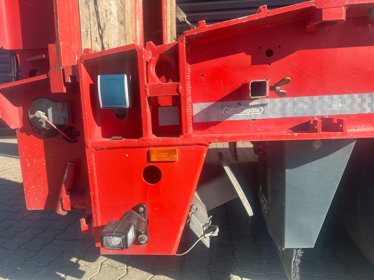 Nooteboom 4 achs anhänger / Doppelt rampen - مقطورة بلودر منخفض: صورة 4 Nooteboom 4 achs anhänger / Doppelt rampen - مقطورة بلودر منخفض: صورة 4