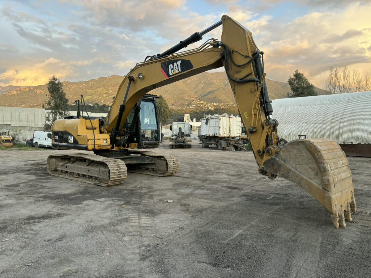 Caterpillar 323D - حفار زاحف: صورة 4 Caterpillar 323D - حفار زاحف: صورة 4