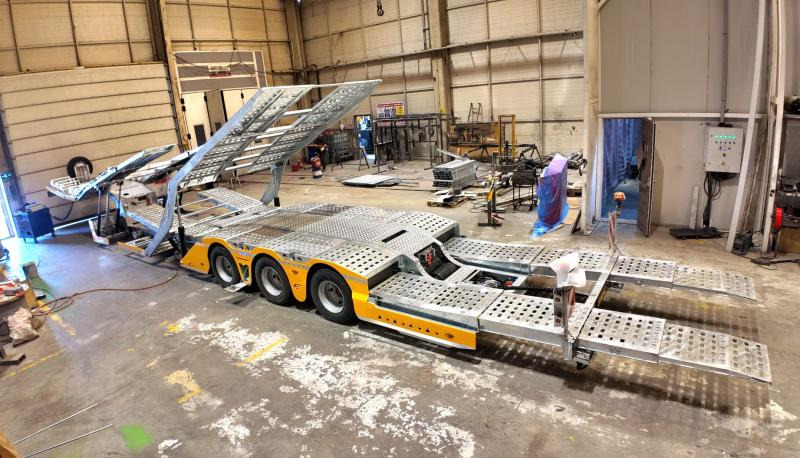 Eroglu 3 Axle Trucks Carriers - نصف مقطورة نقل سيارات: صورة 1 Eroglu 3 Axle Trucks Carriers - نصف مقطورة نقل سيارات: صورة 1