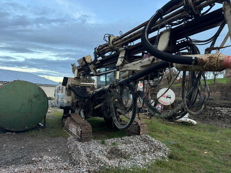 Furukawa HCR900 ED - معدات حفر: صورة 3 Furukawa HCR900 ED - معدات حفر: صورة 3