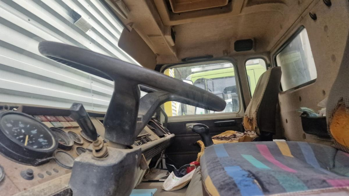 Renault Gamme G 260 - شاحنة صندوقية: صورة 5 Renault Gamme G 260 - شاحنة صندوقية: صورة 5