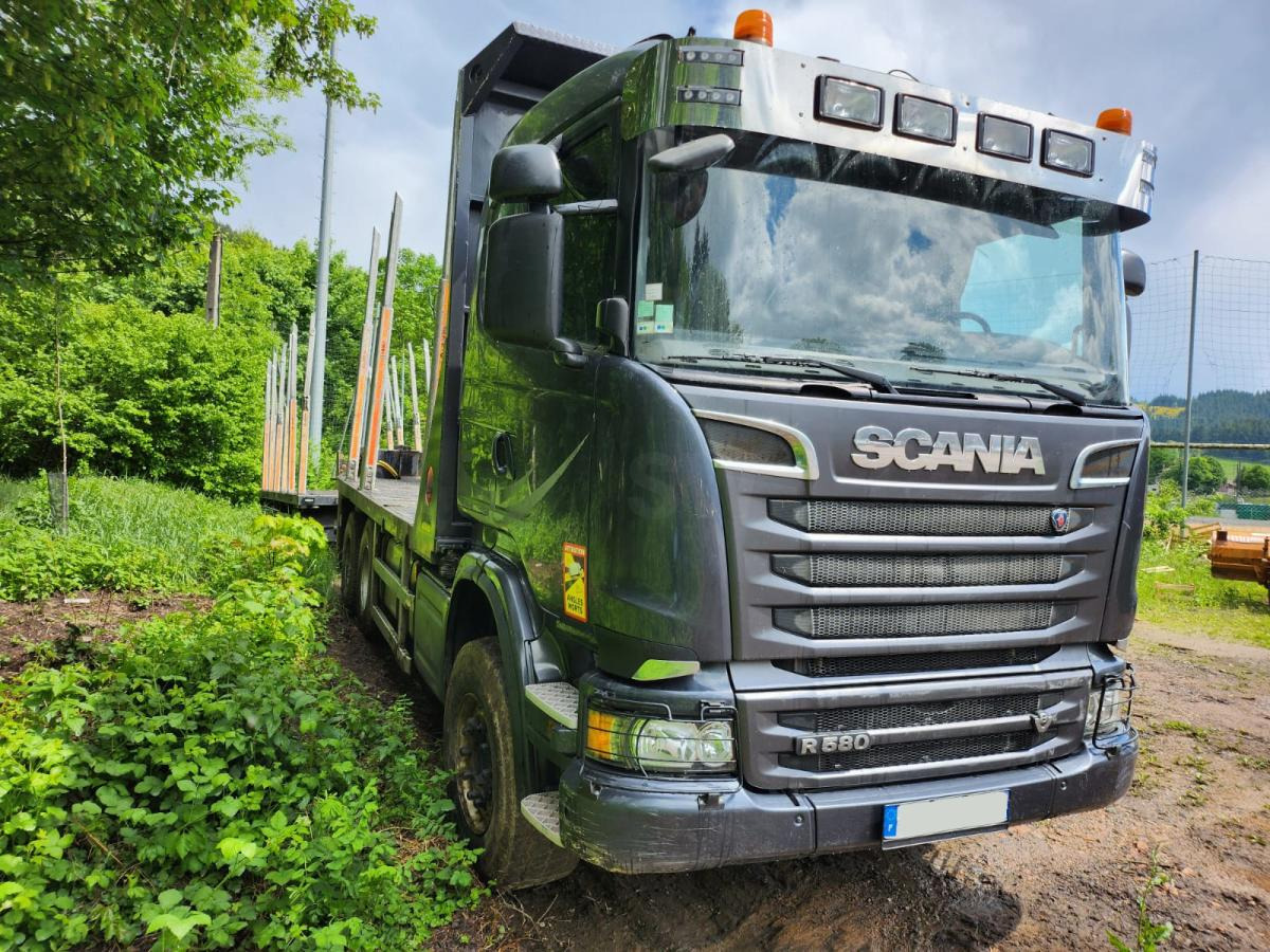 Scania R R 580 - شاحنة قطع الأشجار, شاحنة كرين: صورة 1 Scania R R 580 - شاحنة قطع الأشجار, شاحنة كرين: صورة 1