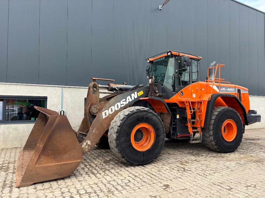 Doosan DL 450-5 - DL 420 -  - اللودر بعجل: صورة 1 Doosan DL 450-5 - DL 420 -  - اللودر بعجل: صورة 1