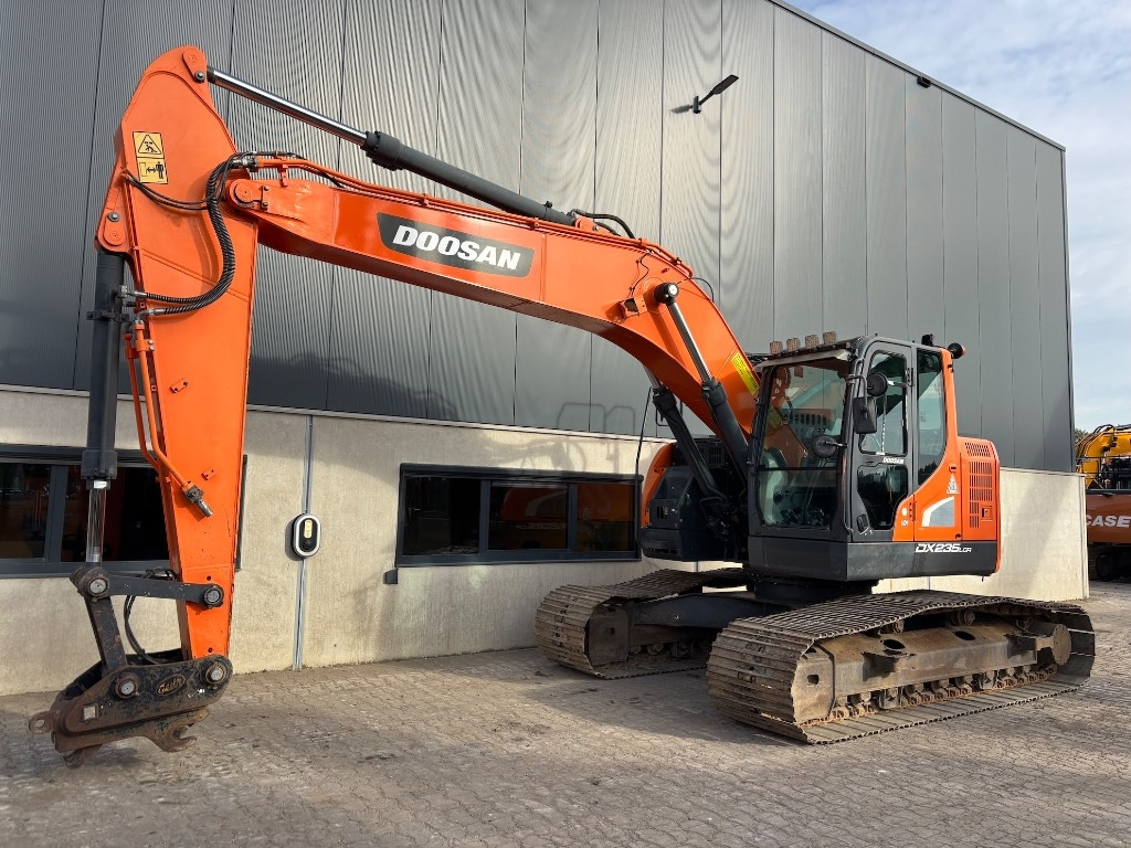 Doosan DX 235 LCR-5 - DX235 - DX235LCR - 235 - حفار زاحف: صورة 1 Doosan DX 235 LCR-5 - DX235 - DX235LCR - 235 - حفار زاحف: صورة 1