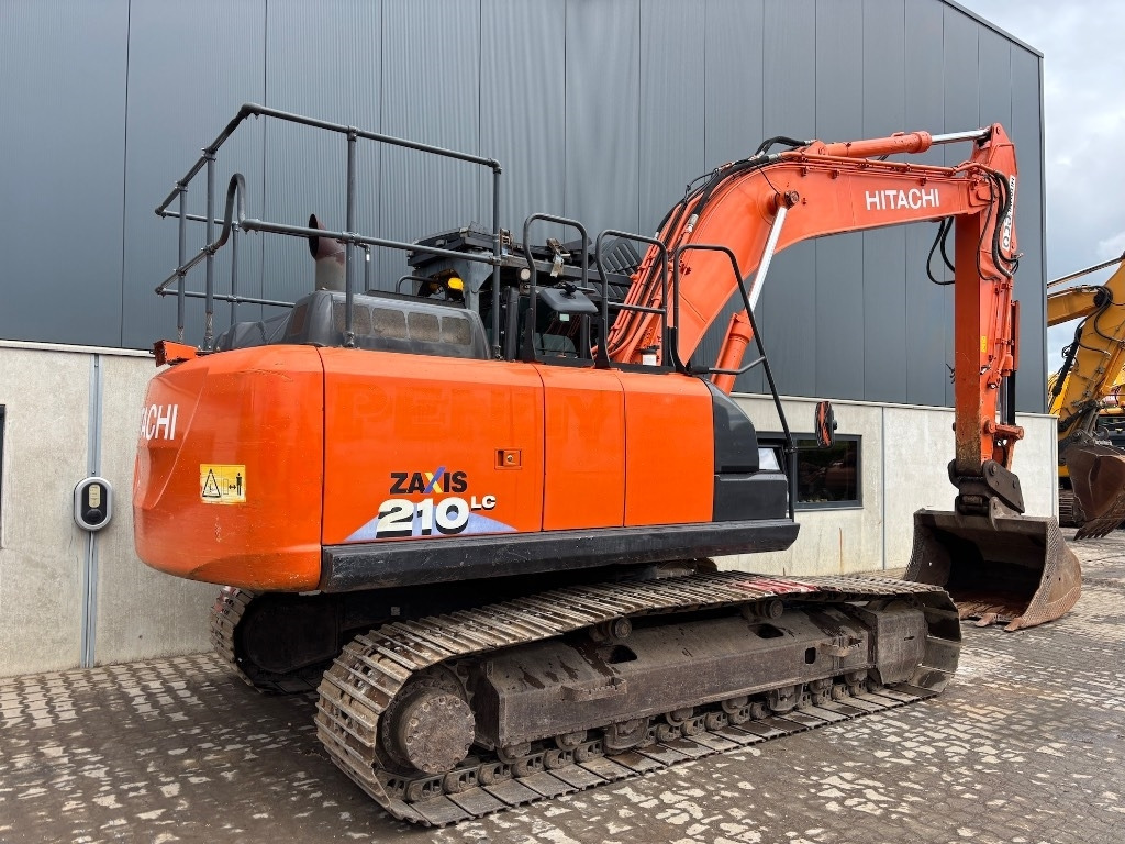 Hitachi ZX 210 LC-6 - حفار زاحف: صورة 4 Hitachi ZX 210 LC-6 - حفار زاحف: صورة 4