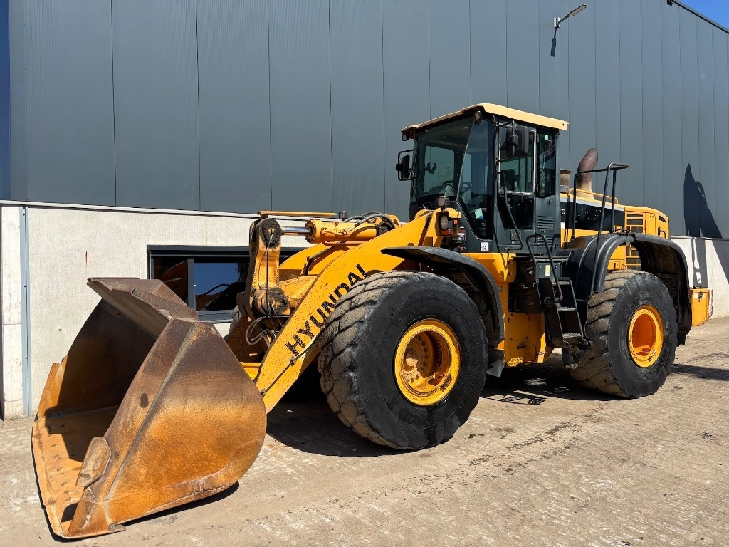 Hyundai HL 770-9 - HL 770 - اللودر بعجل: صورة 1 Hyundai HL 770-9 - HL 770 - اللودر بعجل: صورة 1