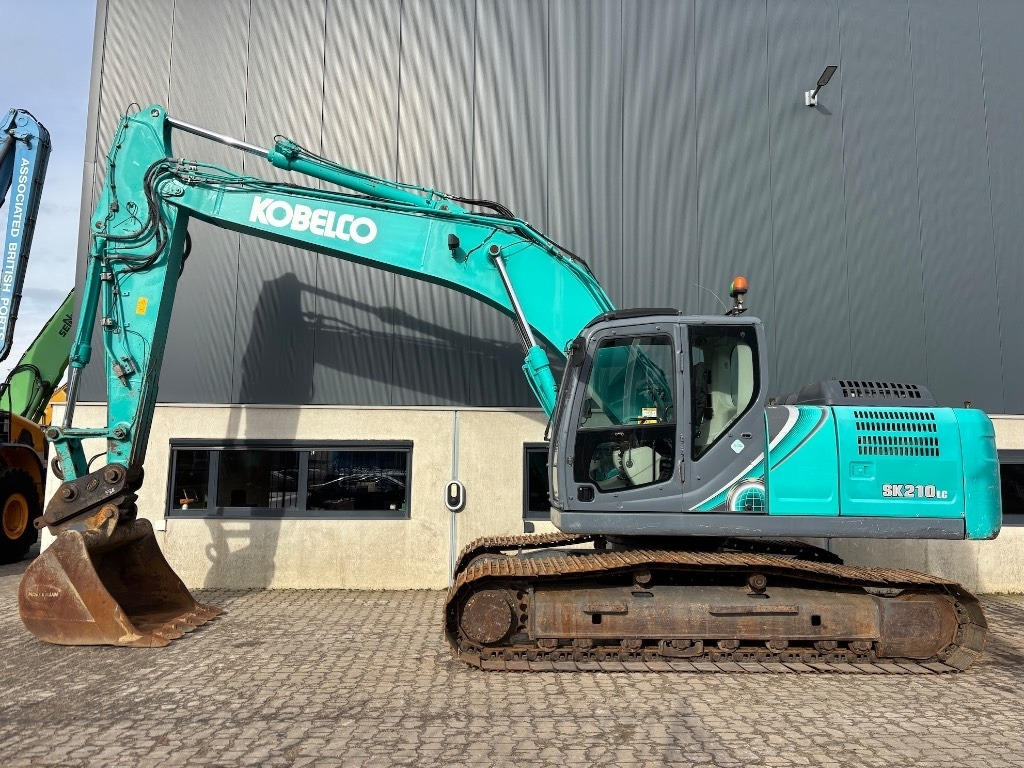 Kobelco SK 210 LC-10 - SK210 - SK 210 - حفار زاحف: صورة 2 Kobelco SK 210 LC-10 - SK210 - SK 210 - حفار زاحف: صورة 2
