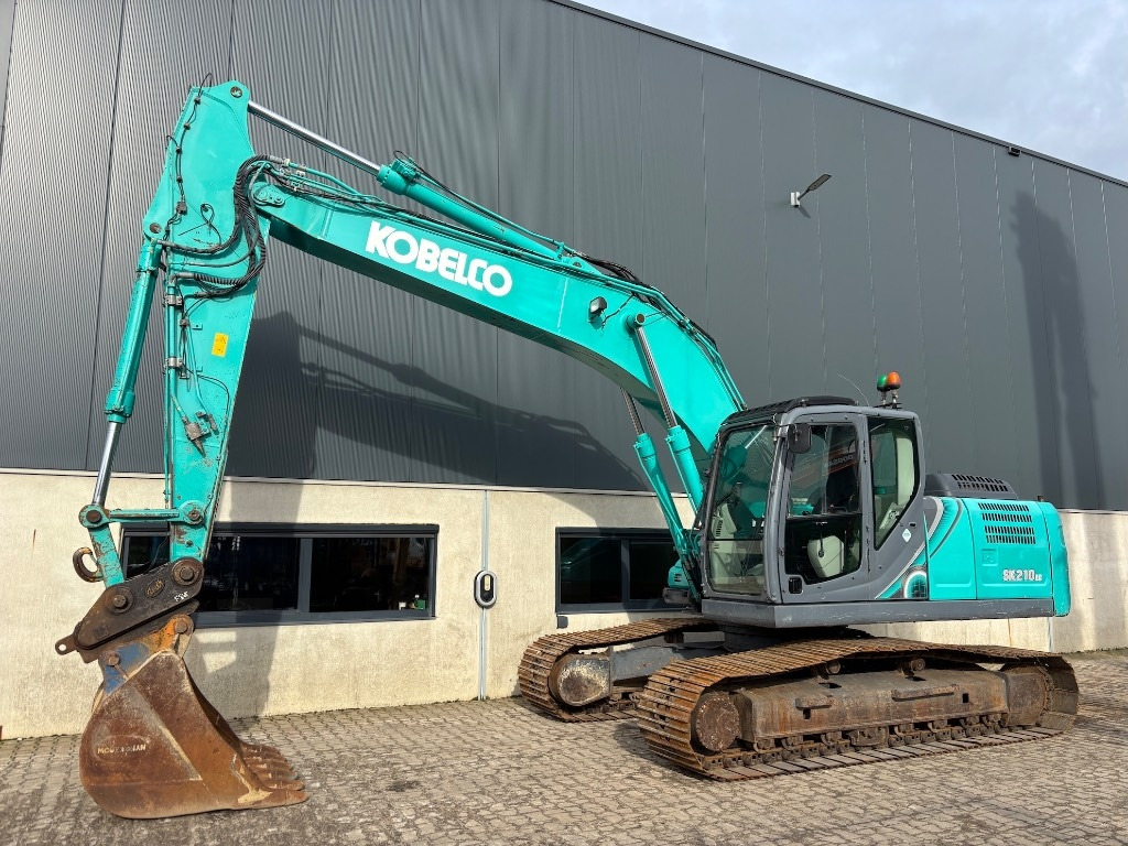 Kobelco SK 210 LC-10 - SK210 - SK 210 - حفار زاحف: صورة 1 Kobelco SK 210 LC-10 - SK210 - SK 210 - حفار زاحف: صورة 1
