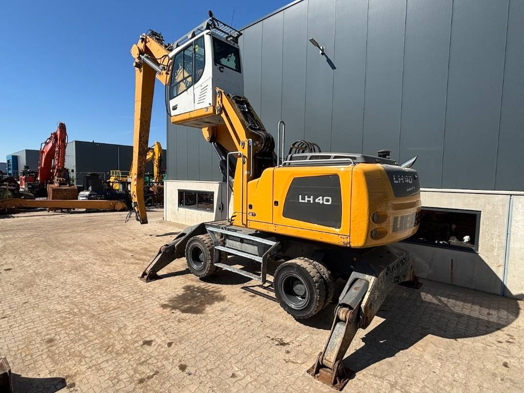Liebherr LH 40 -- LH40 -- 20kw mozelt generator - آلة التعامل مع النفايات: صورة 2 Liebherr LH 40 -- LH40 -- 20kw mozelt generator - آلة التعامل مع النفايات: صورة 2