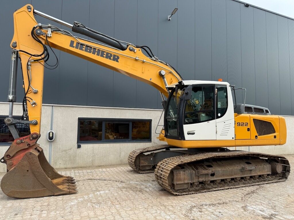Liebherr R 922 LC - R922LC - R 922 - حفار زاحف: صورة 1 Liebherr R 922 LC - R922LC - R 922 - حفار زاحف: صورة 1