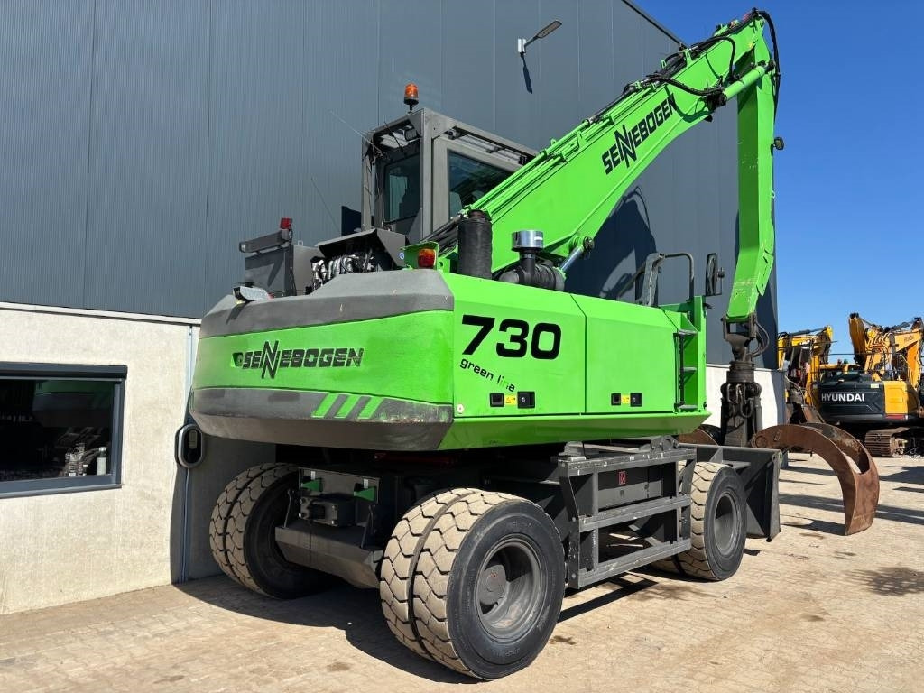 Sennebogen 730 -- Wood application -- incl grapple - آلة التعامل مع النفايات: صورة 5 Sennebogen 730 -- Wood application -- incl grapple - آلة التعامل مع النفايات: صورة 5