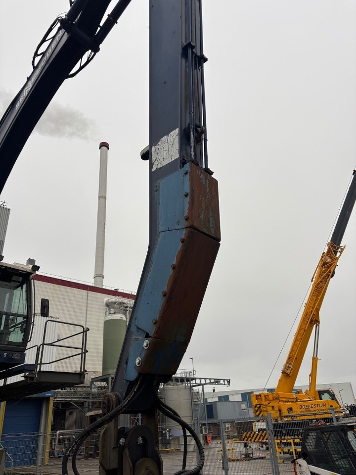 آلة التعامل مع النفايات Sennebogen 830 Electric / 830A: صورة 35 آلة التعامل مع النفايات Sennebogen 830 Electric / 830A: صورة 35