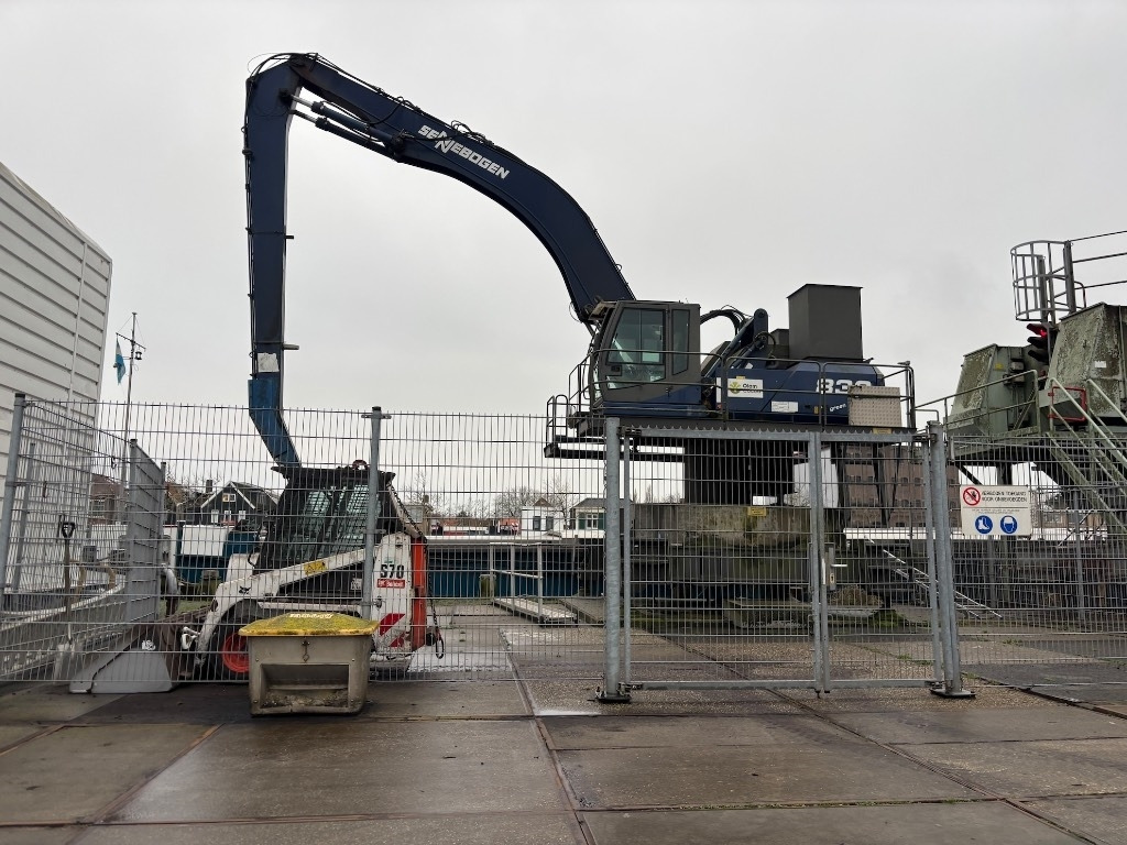 آلة التعامل مع النفايات Sennebogen 830 Electric / 830A: صورة 26 آلة التعامل مع النفايات Sennebogen 830 Electric / 830A: صورة 26