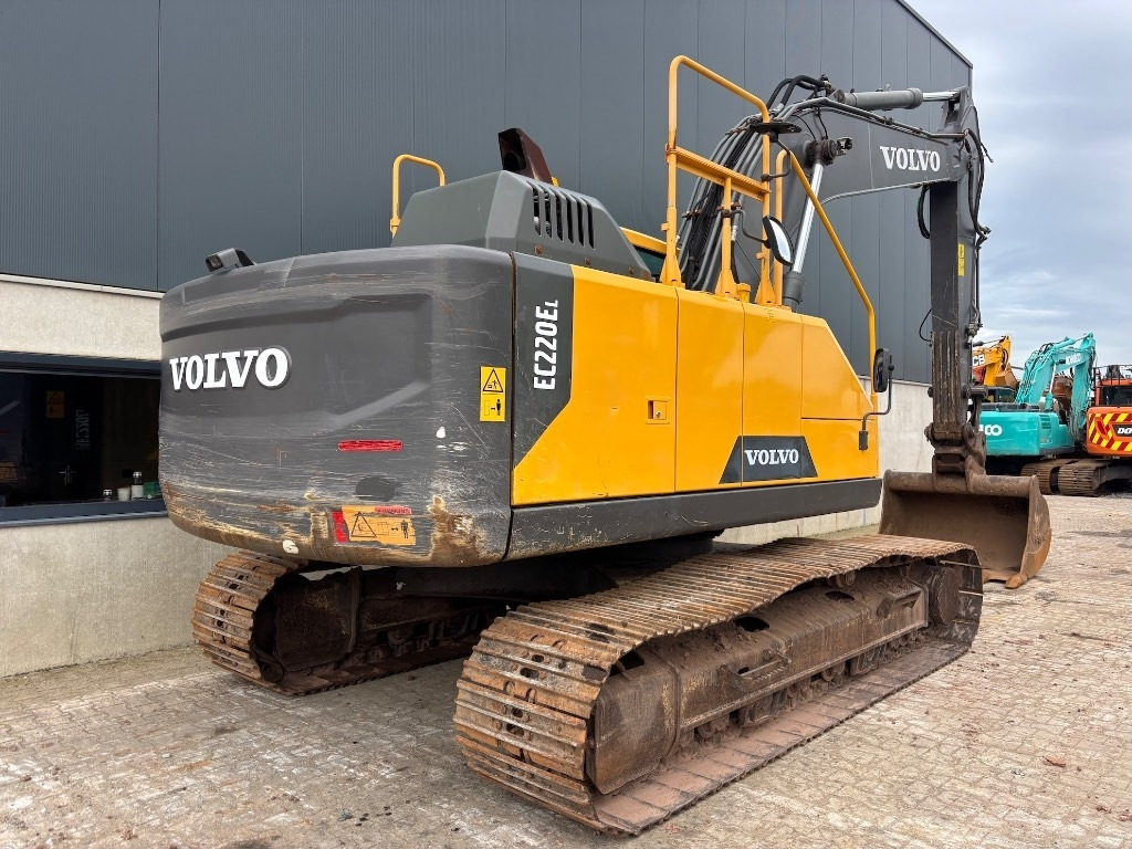 Volvo EC 220 E - EC220EL - EC 220 - حفار زاحف: صورة 5 Volvo EC 220 E - EC220EL - EC 220 - حفار زاحف: صورة 5