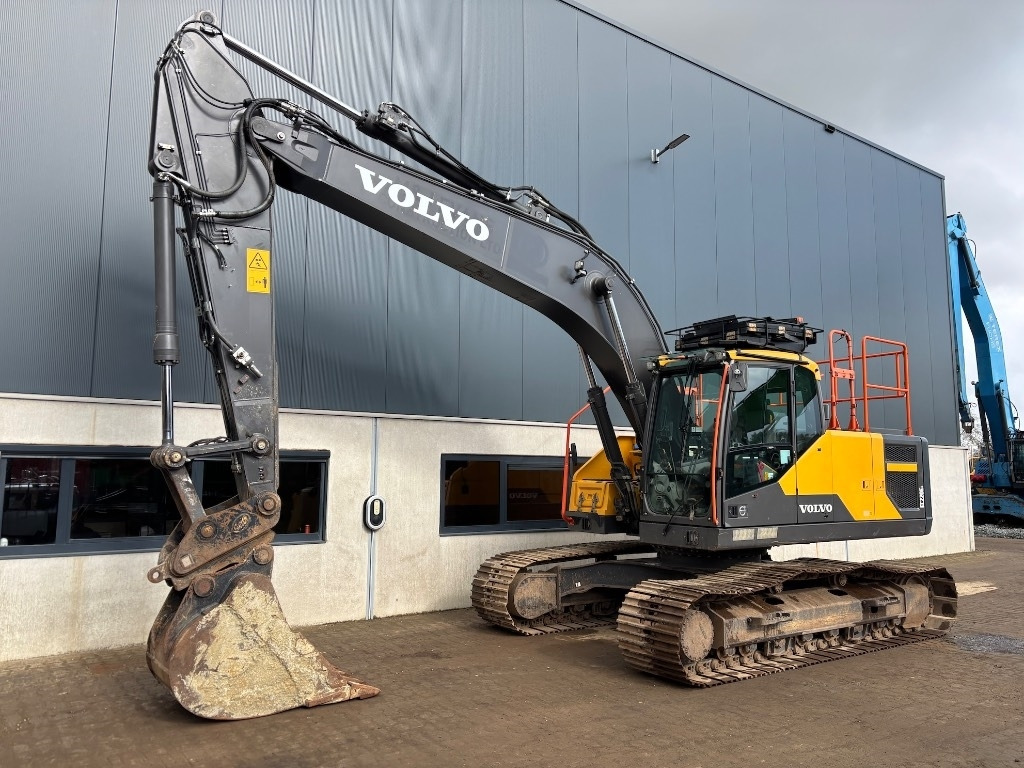 Volvo EC 220 E L - EC220EL - 220EL - حفار زاحف: صورة 2 Volvo EC 220 E L - EC220EL - 220EL - حفار زاحف: صورة 2