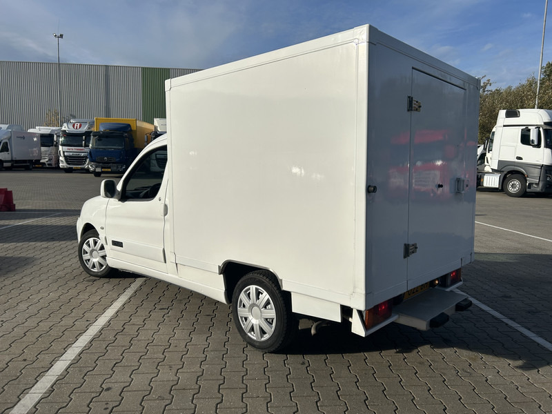 شاحنة توصيل مبردة Citroën Berlingo 1.9d / 150 dkm / Frigo Box -25 gr. / APK TUV 10-26: صورة 18 شاحنة توصيل مبردة Citroën Berlingo 1.9d / 150 dkm / Frigo Box -25 gr. / APK TUV 10-26: صورة 18