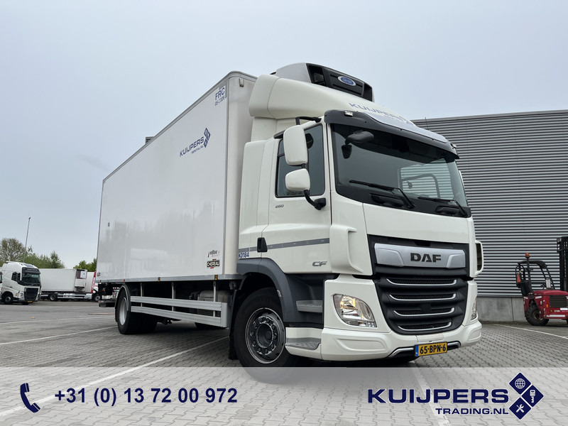 DAF CF 260 FA / Carrier Koeler - 30 gr / Chereau Frigobox / Laadklep 2000 kg - شاحنة ذات مبرد: صورة 1 DAF CF 260 FA / Carrier Koeler - 30 gr / Chereau Frigobox / Laadklep 2000 kg - شاحنة ذات مبرد: صورة 1