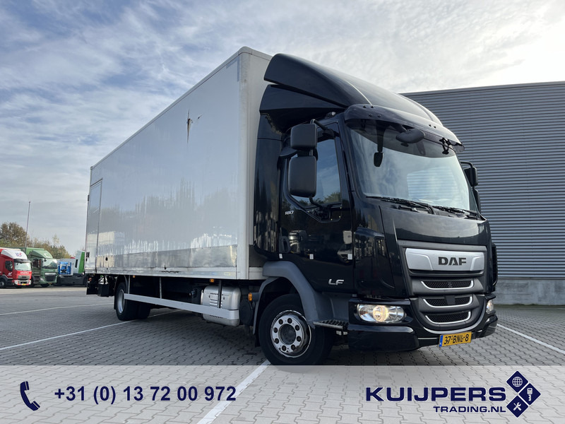 DAF LF 180 FA Euro 6 / 12 Ton / 400 dkm / Box / Laadklep - شاحنة صندوقية: صورة 1 DAF LF 180 FA Euro 6 / 12 Ton / 400 dkm / Box / Laadklep - شاحنة صندوقية: صورة 1
