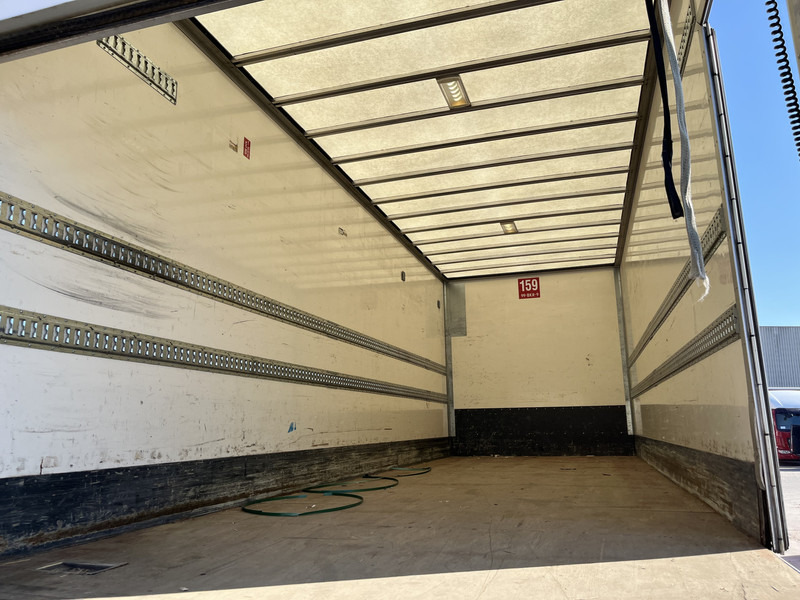 DAF LF 210 FA / 12 Ton / 376 dkm / Box / Laadklep / NL truck - شاحنة صندوقية: صورة 5 DAF LF 210 FA / 12 Ton / 376 dkm / Box / Laadklep / NL truck - شاحنة صندوقية: صورة 5