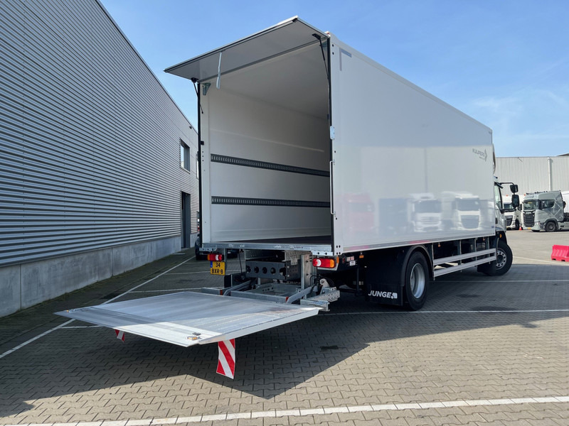 DAF LF 230 FA 18 Ton Box met Laadklep / Te huur - Bel 013-7200971 voor de mogelijkheden ! - شاحنة صندوقية: صورة 2 DAF LF 230 FA 18 Ton Box met Laadklep / Te huur - Bel 013-7200971 voor de mogelijkheden ! - شاحنة صندوقية: صورة 2