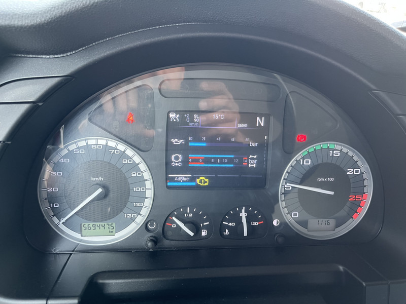 Iveco S-Way AT 420 / Full LED / 569 dkm / 2 Tanks / 2 Fridge / APK TUV 03-26 - مقطورة السحب: صورة 4 Iveco S-Way AT 420 / Full LED / 569 dkm / 2 Tanks / 2 Fridge / APK TUV 03-26 - مقطورة السحب: صورة 4