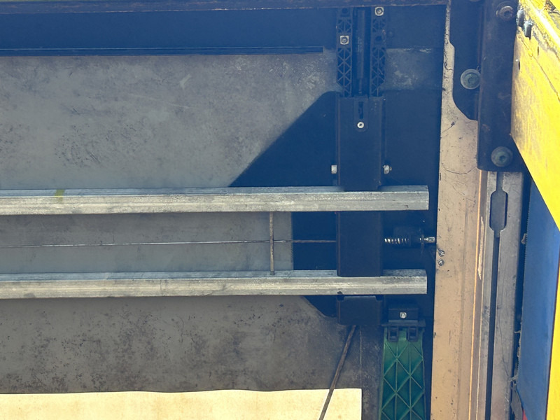 Krone Profi Liner / Schuifzeil / Kooi Aap / Stuur + Liftas / APK 05-26 - نصف مقطورة بستائر جانبية: صورة 4 Krone Profi Liner / Schuifzeil / Kooi Aap / Stuur + Liftas / APK 05-26 - نصف مقطورة بستائر جانبية: صورة 4