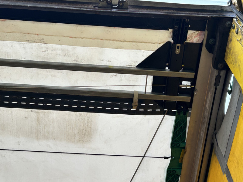 Krone Profi Liner / Schuifzeil / Kooi Aap / Stuur + Liftas / APK 05-26 - نصف مقطورة بستائر جانبية: صورة 4 Krone Profi Liner / Schuifzeil / Kooi Aap / Stuur + Liftas / APK 05-26 - نصف مقطورة بستائر جانبية: صورة 4