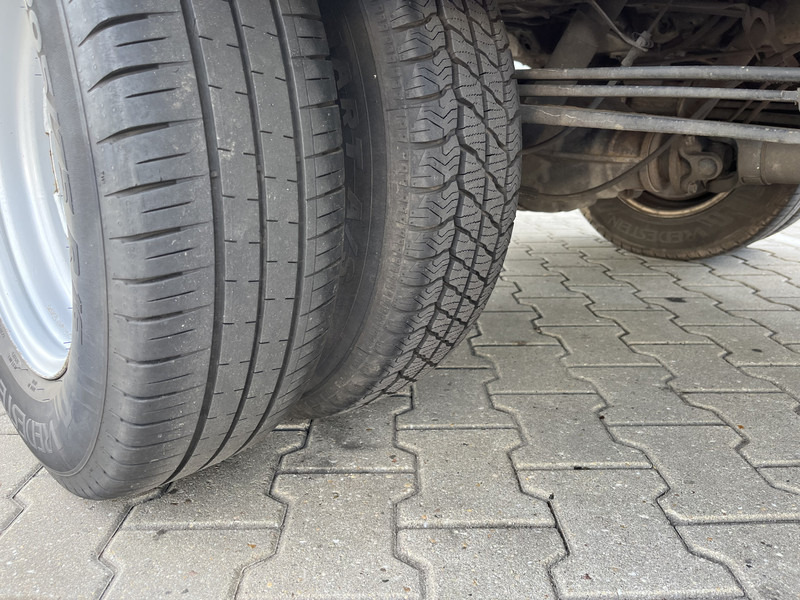 شاحنة بصندوق مغلق MAN TGE 3.180 Euro 6 / Navi / Cruise / Box / Loadlift / APK TUV 09-25: صورة 18
