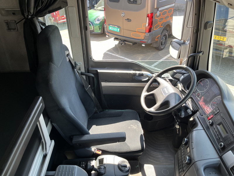 MAN TGL 12.250 Euro 6 / 12 Ton / 831 dkm / Curtainside / Loadlift / APK TUV 01-26 - شاحنة ذات ستائر جانبية: صورة 3 MAN TGL 12.250 Euro 6 / 12 Ton / 831 dkm / Curtainside / Loadlift / APK TUV 01-26 - شاحنة ذات ستائر جانبية: صورة 3
