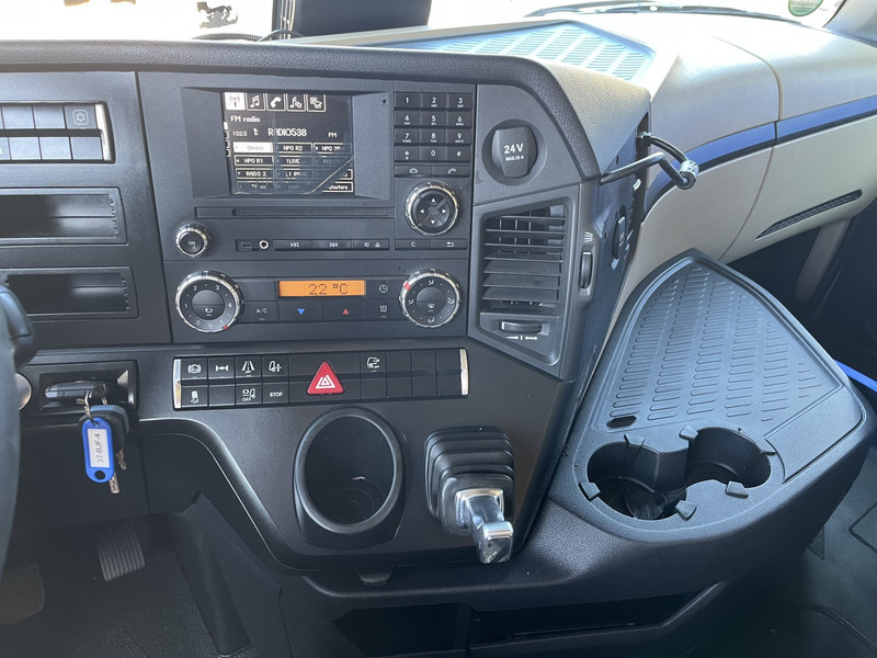 Mercedes-Benz Actros 1842 Streamspace / 937 dkm / 2 Tanks / NL Truck - رأس تريلا: صورة 5 Mercedes-Benz Actros 1842 Streamspace / 937 dkm / 2 Tanks / NL Truck - رأس تريلا: صورة 5